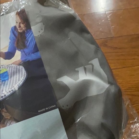 Dining out portable baby tray polar bear gray nwt - Picture 5 of 6